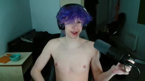 Snapshot of polarny05 chatting on February 26, 2025, 8:00 pm Polarny online show from February 26, 2025, 8:00 pm