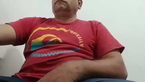 Snapshot of poli475 chatting on January 13, 2025, 1:06 pm poli online show from January 13, 2025, 1:06 pm