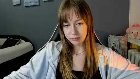 Snapshot of polihoney chatting on October 10, 2025, 7:02 pm Polina online show from October 10, 2025, 7:02 pm