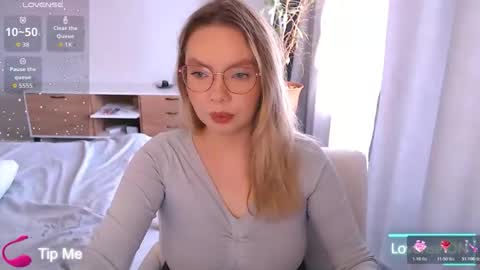 Snapshot of polinajones chatting on February 23, 2026, 11:51 am PolinaJones online show from February 23, 2026, 11:51 am
