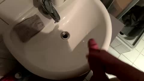 PolishToy online show from March 4, 2025, 11:54 pm