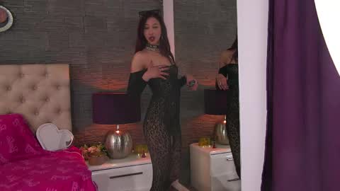 Snapshot of polly_curiouss chatting on May 14, 2026, 4:03 pm polly_curiouss online show from May 14, 2026, 4:03 pm