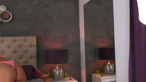 Snapshot of polly_curiouss chatting on May 21, 2026, 4:03 pm polly_curiouss online show from May 21, 2026, 4:03 pm