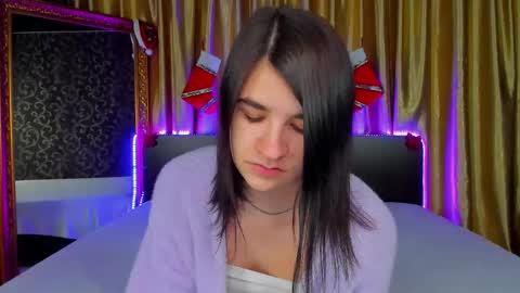 Polly online show from December 15, 2025, 1:15 pm