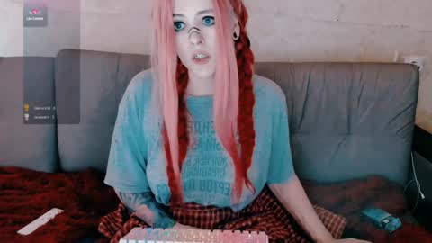Snapshot of polly_wow chatting on December 30, 2024, 9:27 am Polly online show from December 30, 2024, 9:27 am