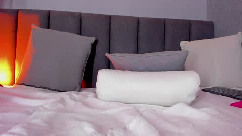 Snapshot of pollybabe_ chatting on January 11, 2025, 4:03 pm POLLY online show from January 11, 2025, 4:03 pm