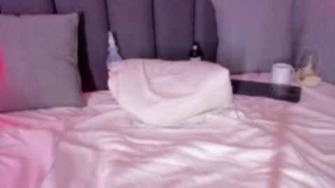 Snapshot of pollybabe_ chatting on February 8, 2025, 4:36 pm POLLY online show from February 8, 2025, 4:36 pm