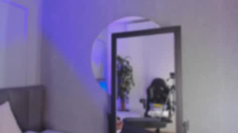 Snapshot of pollybabe_ chatting on October 30, 2025, 10:38 am POLLY online show from October 30, 2025, 10:38 am