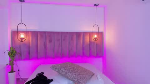 POLLY online show from March 21, 2026, 10:09 am