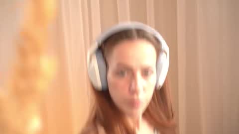    online show from December 17, 2025, 8:09 am