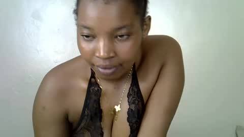 Snapshot of pookie245909 chatting on May 19, 2026, 12:33 pm pookie245909 online show from May 19, 2026, 12:33 pm