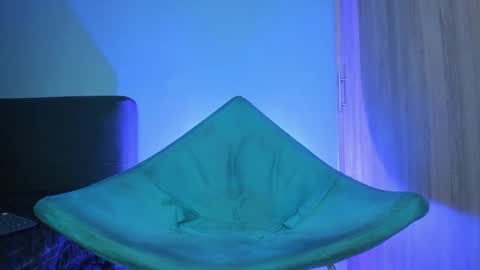 johnatan online show from February 22, 2025, 3:34 am