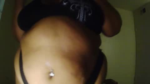 Snapshot of poppyprincess261371 chatting on December 15, 2025, 7:01 am poppyprincess261371 online show from December 15, 2025, 7:01 am