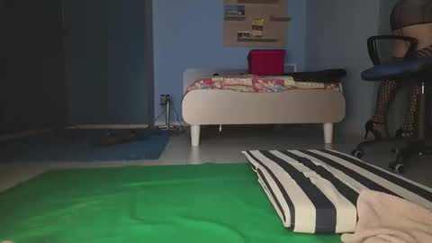 Snapshot of porcellini67 chatting on December 13, 2024, 5:43 pm Giusy-cd online show from December 13, 2024, 5:43 pm