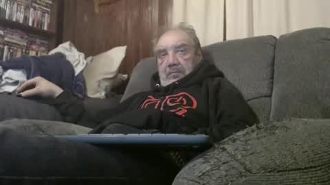 Snapshot of porkingit400 chatting on February 12, 2025, 9:52 am porkingit400 online show from February 12, 2025, 9:52 am