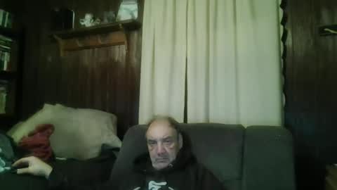 Snapshot of porkingit400 chatting on December 20, 2025, 3:35 am porkingit400 online show from December 20, 2025, 3:35 am