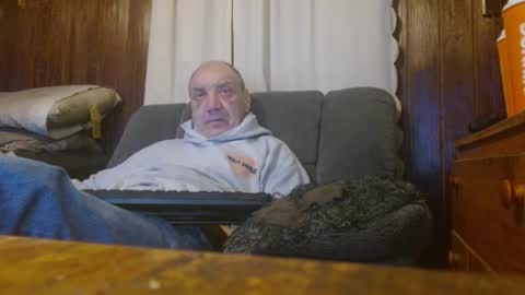 Snapshot of porkingit400 chatting on April 3, 2026, 2:20 am porkingit400 online show from April 3, 2026, 2:20 am