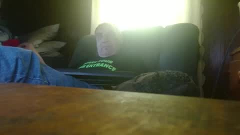 Snapshot of porkingit400 chatting on May 17, 2026, 1:18 pm porkingit400 online show from May 17, 2026, 1:18 pm