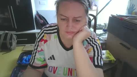 MelissOfficial online show from March 26, 2026, 9:59 am