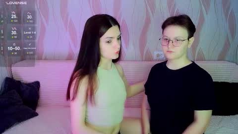 Snapshot of pornostendup chatting on October 26, 2025, 7:53 pm Ana and Tati online show from October 26, 2025, 7:53 pm