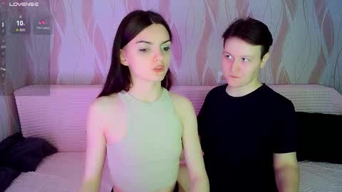 Snapshot of pornostendup chatting on October 29, 2025, 10:22 pm Ana and Tati online show from October 29, 2025, 10:22 pm