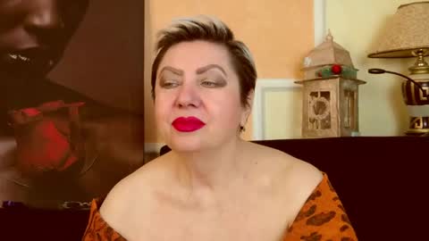 Snapshot of posh_lady chatting on April 14, 2026, 11:22 pm LADY POSH online show from April 14, 2026, 11:22 pm