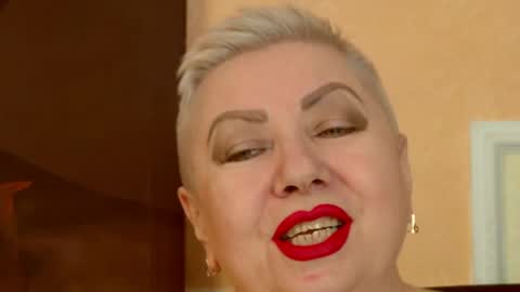 Snapshot of posh_lady chatting on April 23, 2026, 8:00 pm LADY POSH online show from April 23, 2026, 8:00 pm