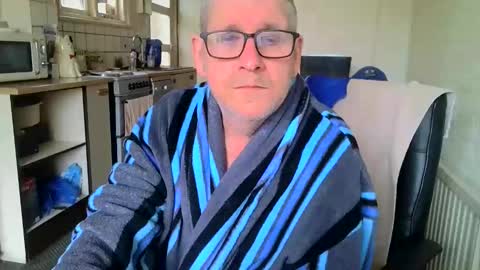 poshman65 online show from March 6, 2026, 10:56 am