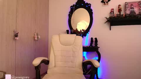 Anna Goth independient model online show from November 18, 2025, 10:03 pm