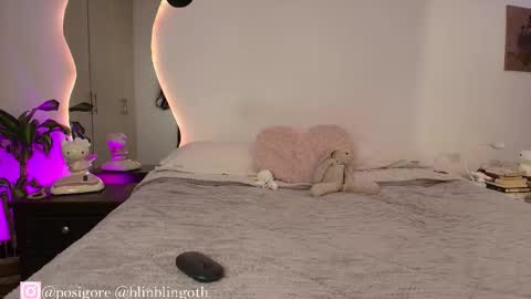 Snapshot of posigore chatting on January 8, 2026, 10:23 pm Anna Goth independient model online show from January 8, 2026, 10:23 pm