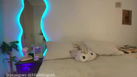 Snapshot of posigore chatting on February 20, 2026, 11:16 pm Anna Goth independient model online show from February 20, 2026, 11:16 pm