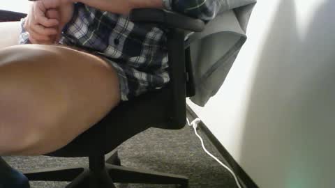 Snapshot of poundtownusa2016 chatting on March 9, 2026, 2:15 am ConchilDog online show from March 9, 2026, 2:15 am