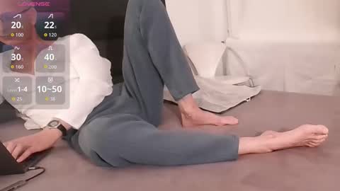 Snapshot of povaridad chatting on December 18, 2025, 4:57 pm Smooth Daddy online show from December 18, 2025, 4:57 pm