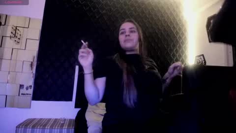 Snapshot of powercouplemix chatting on November 22, 2025, 7:18 am Ravena Rozz online show from November 22, 2025, 7:18 am