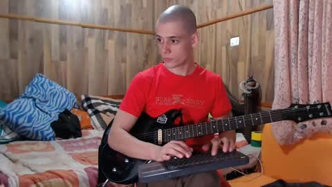 Snapshot of powertwinky chatting on February 20, 2025, 3:56 am chris independent online show from February 20, 2025, 3:56 am