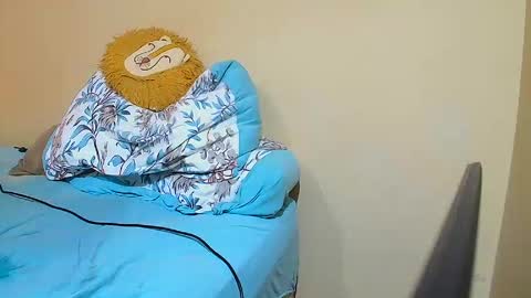  Private Couple  online show from February 20, 2026, 5:04 am