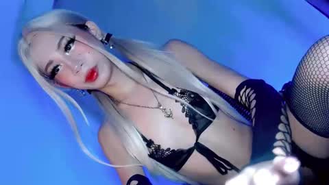 Snapshot of precious_gem1 chatting on October 22, 2025, 9:31 am GODDESS PRECIOUS online show from October 22, 2025, 9:31 am