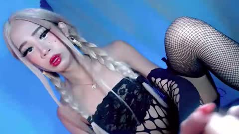 Snapshot of precious_gem1 chatting on November 21, 2025, 9:30 am GODDESS PRECIOUS online show from November 21, 2025, 9:30 am