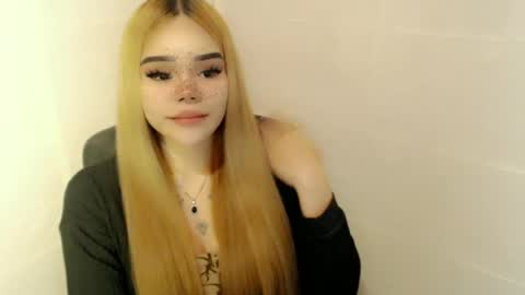 Snapshot of preciousangel69xxx chatting on July 3, 2026, 3:13 am MAXXINE online show from July 3, 2026, 3:13 am