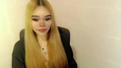 Snapshot of preciousangel69xxx chatting on July 4, 2026, 5:13 am MAXXINE online show from July 4, 2026, 5:13 am