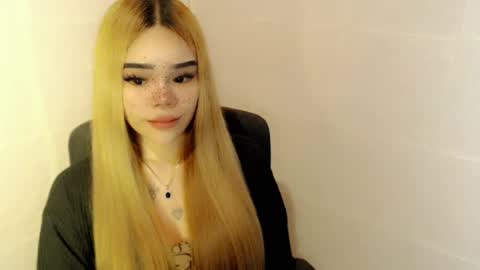 Snapshot of preciousangel69xxx chatting on July 12, 2026, 12:01 am MAXXINE online show from July 12, 2026, 12:01 am