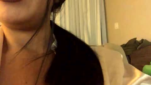 preciousmami online show from November 22, 2025, 6:12 am