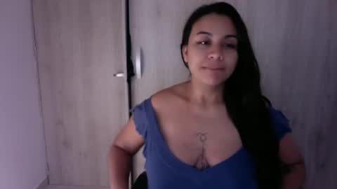Snapshot of preggo_fantasy chatting on September 26, 2025, 4:27 am preggo_fantasy online show from September 26, 2025, 4:27 am
