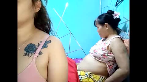 preggyliz online show from February 7, 2025, 3:34 am