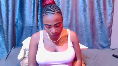 Snapshot of preggynwild chatting on July 18, 2026, 11:08 pm preggynwild online show from July 18, 2026, 11:08 pm