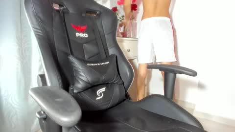 PRESSURE online show from March 10, 2026, 12:10 pm