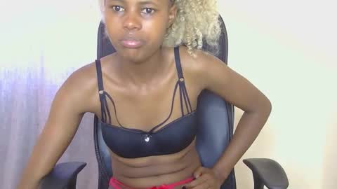 Snapshot of pretty_africanah chatting on February 22, 2026, 10:47 am pretty_africanah online show from February 22, 2026, 10:47 am