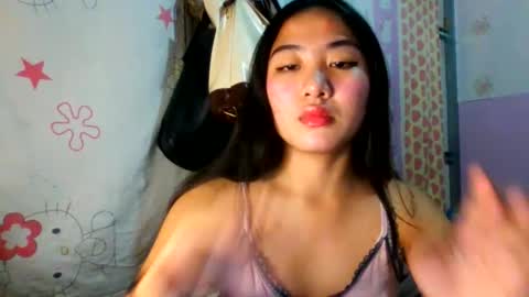 pretty_am online show from November 25, 2025, 9:20 am