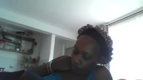 Snapshot of pretty_beib chatting on July 14, 2026, 7:02 am Karol online show from July 14, 2026, 7:02 am