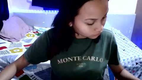 Snapshot of pretty_dharryhann chatting on December 15, 2025, 2:49 am pretty_dharryhann online show from December 15, 2025, 2:49 am